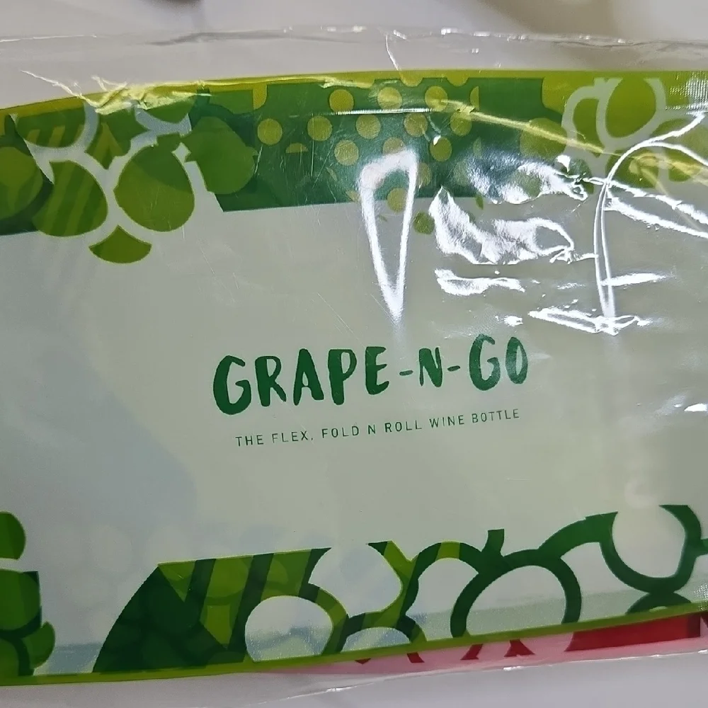 Grape-N-Go Flex Fold n Roll Wine Bottle‎ Bags Pack of 2 New